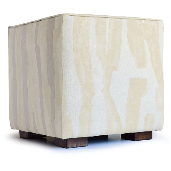 Intargia Buff Ottoman