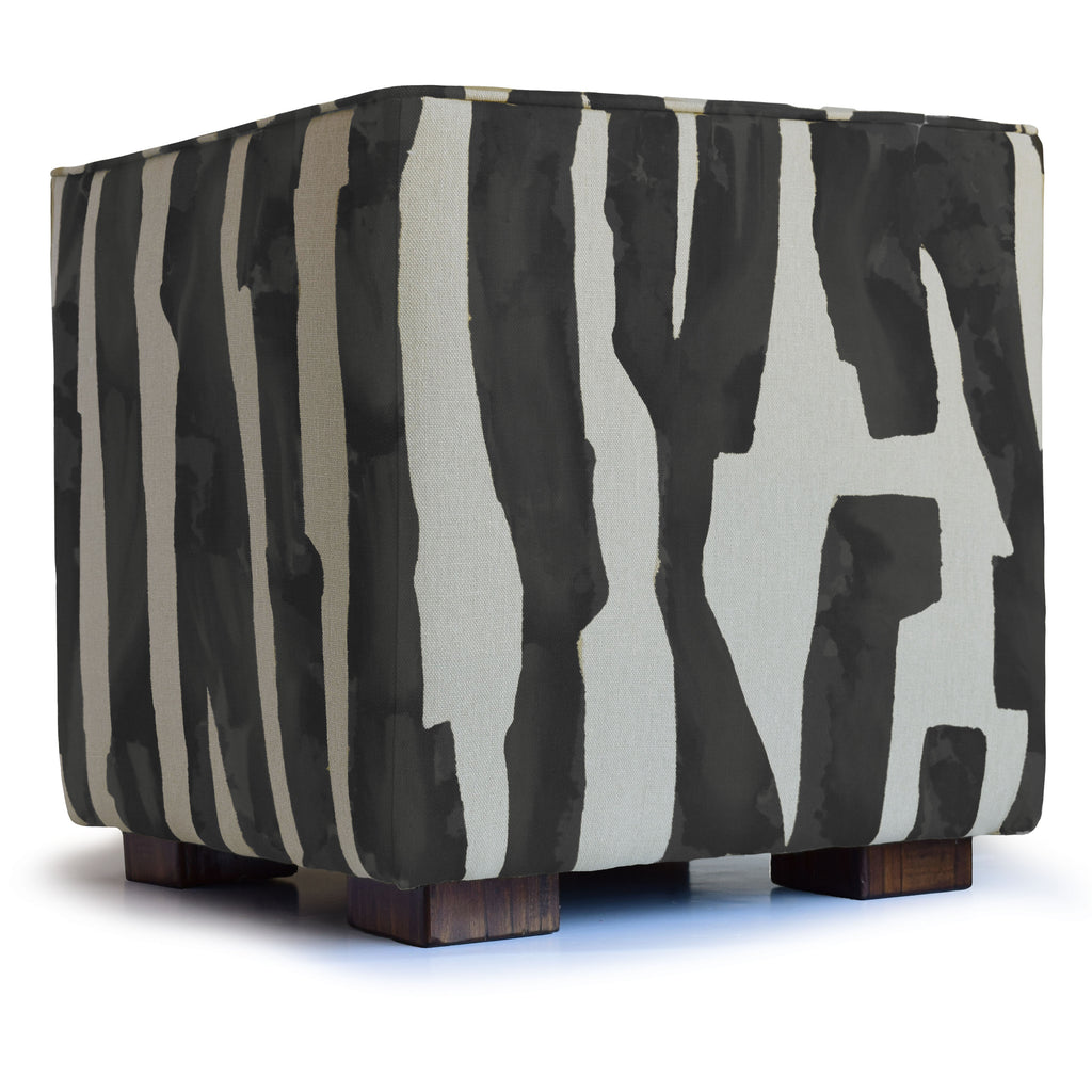 Intargia Raven Ottoman